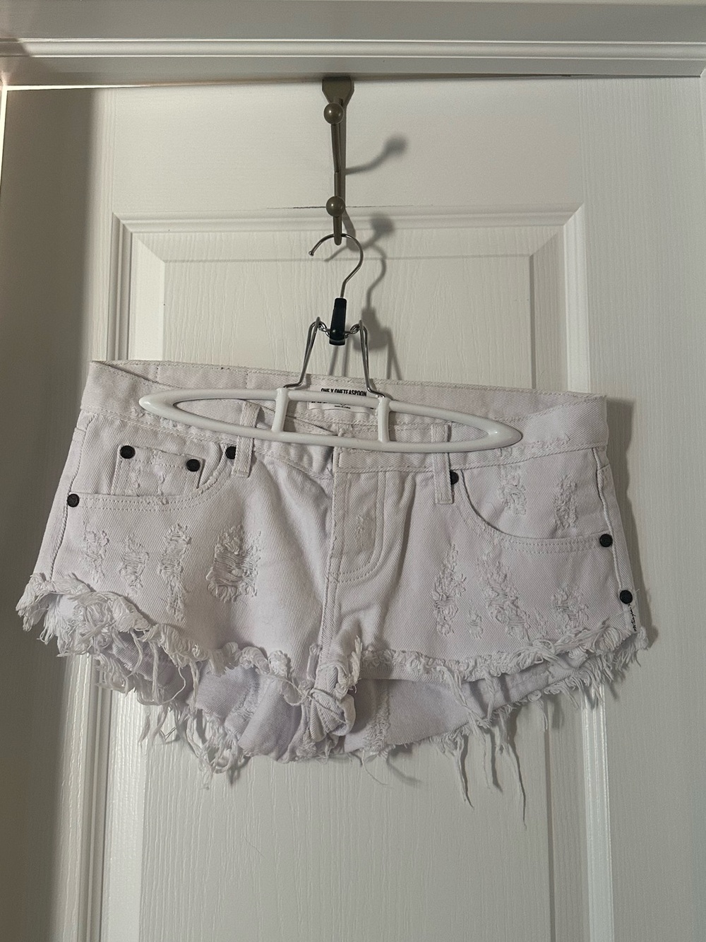 One teaspoon distressed shorts